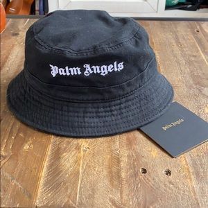 Palm angels bucket hat black